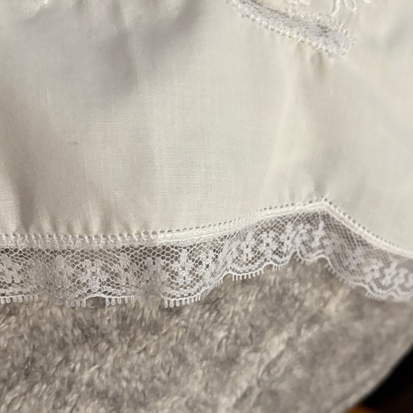 Elegant Vintage Pale Yellow Kids Dress - Picture 5 of 5